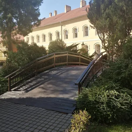 Apartment Classic Komarno